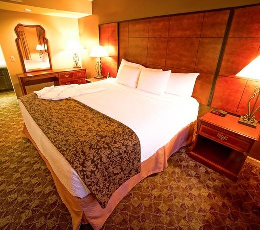 Cloverleaf Suites Columbus - Dublin