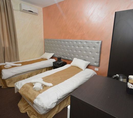 New Metropole Hotel