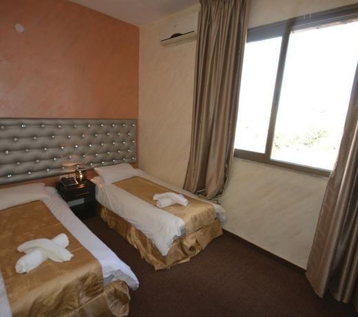 New Metropole Hotel