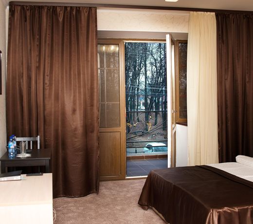 Troyka Hotel