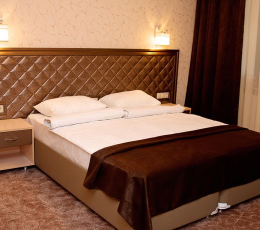 Troyka Hotel