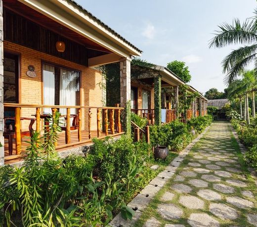 Cottage Village