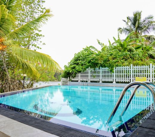 Laluna Ayurveda Resort