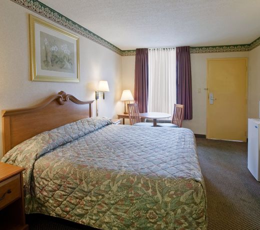 OYO Hotel Covington GA