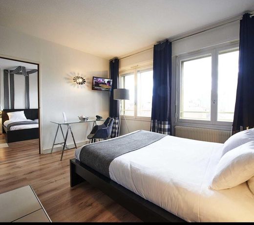 L'aparthoteL LhL