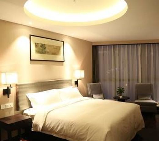 Yiwu Orange Boutique Hotel