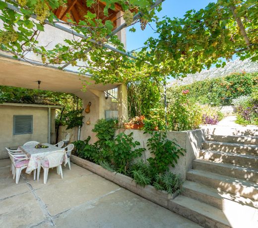 Guest House Riverside