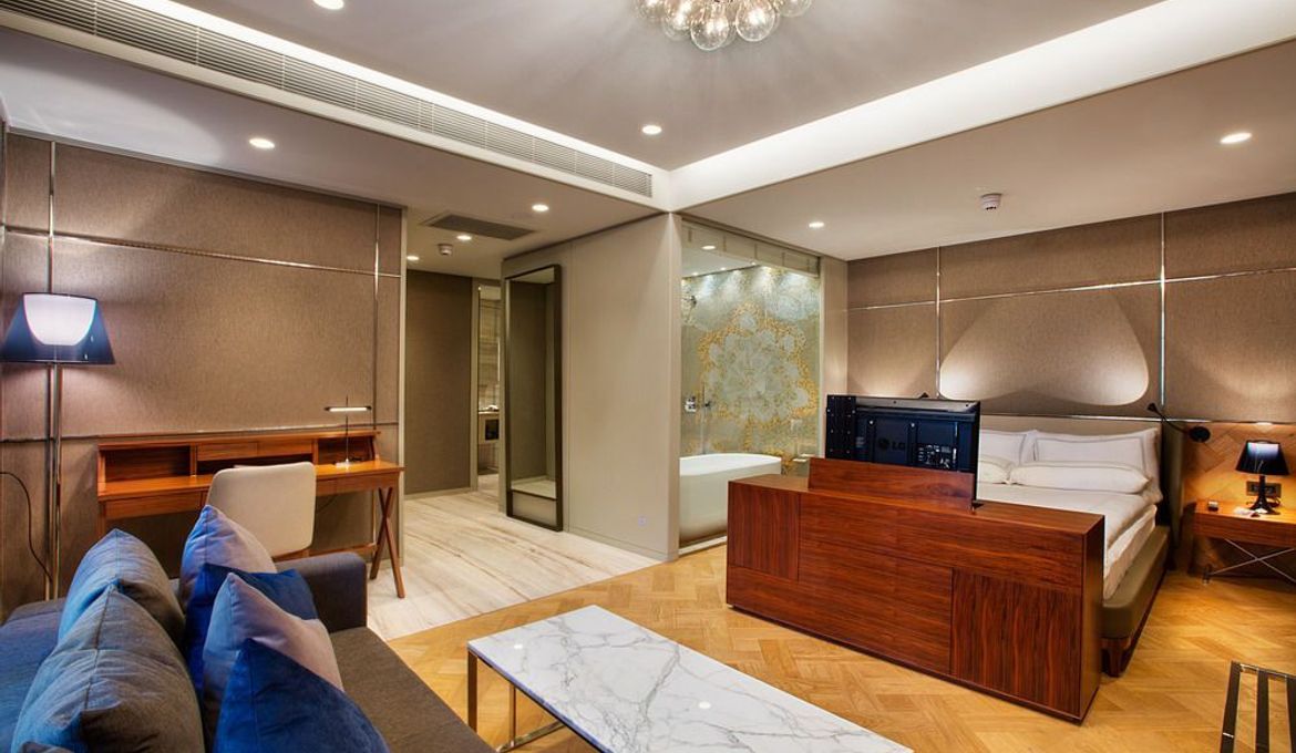 Fer Hotel