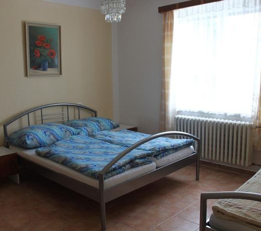Domek u lesa