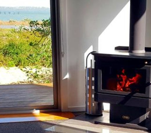 Coorong Waterfront Retreat