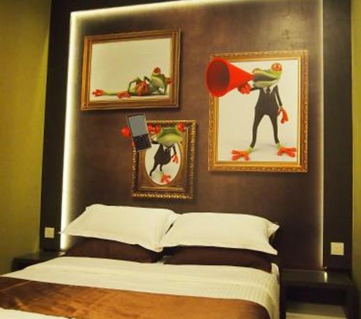 Hotel Zamburger Legenda