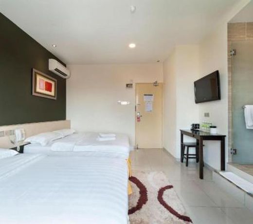 One Avenue Hotel