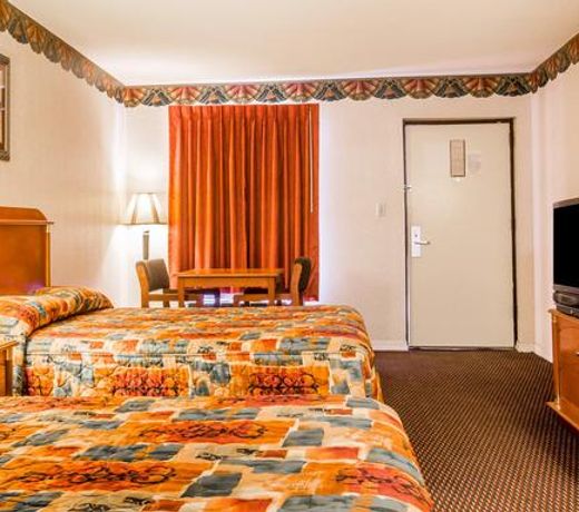 Key West Inn - Montgomery South