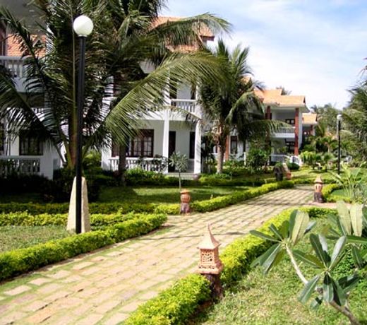 Four Oceans Resort