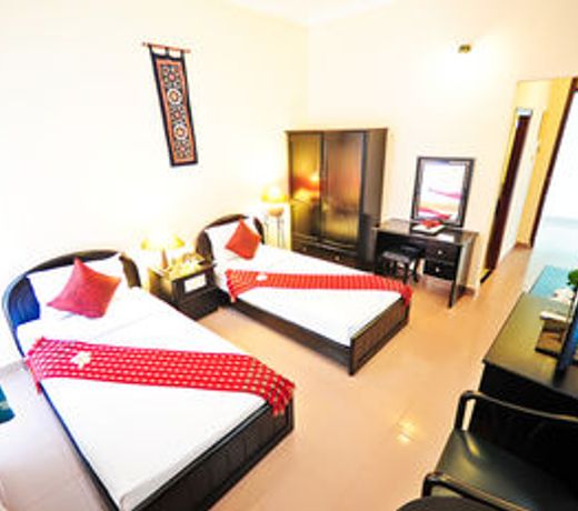 Four Oceans Resort
