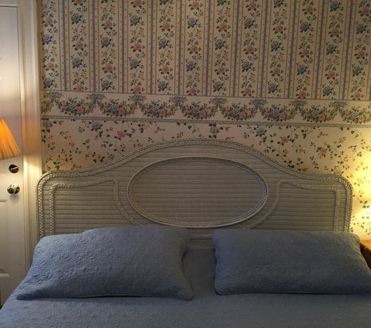 The Salem Inn