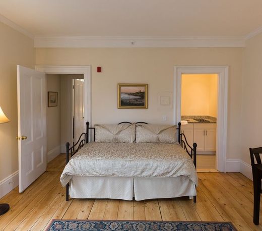 The Salem Inn