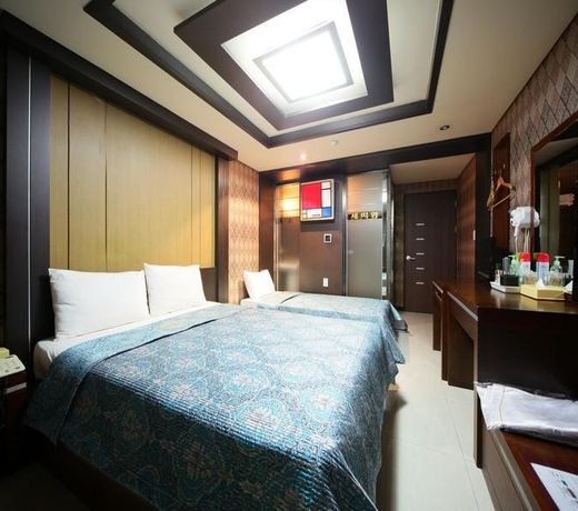 Hotel Cest Tien