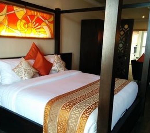 The Panoramic Getaway
