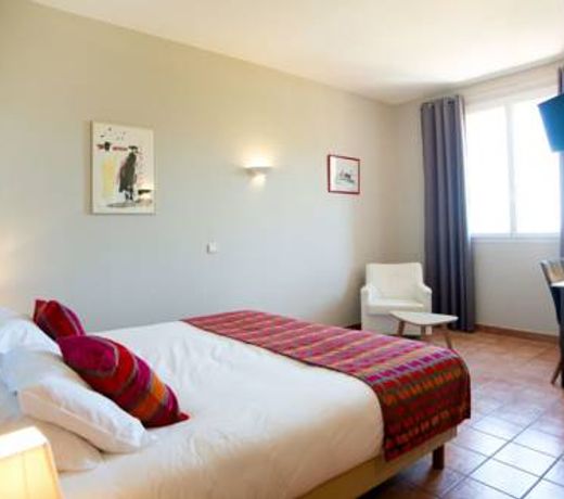 HOTEL L'ARAPEDE
