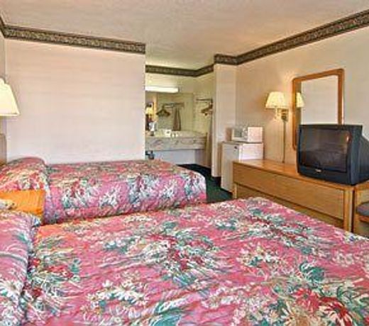 Days Inn by Wyndham McDonough