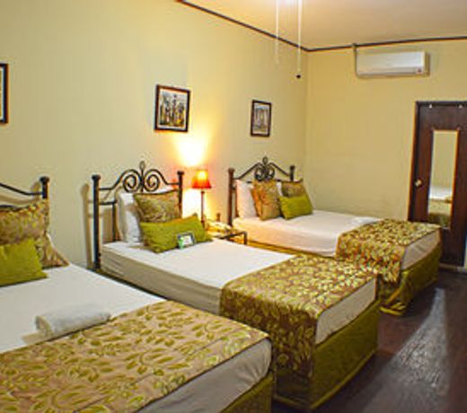 Hotel Los Balcones Leon