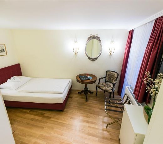 Graben Hotel