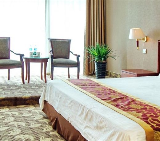 GreenTree Inn Luoyang Peony Square
