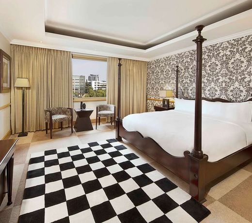 Hilton Sandton