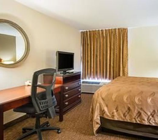 Quality Inn Fairmont