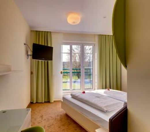 Pension Sonnengarten & Therme included - auch am An- & Abreisetag!
