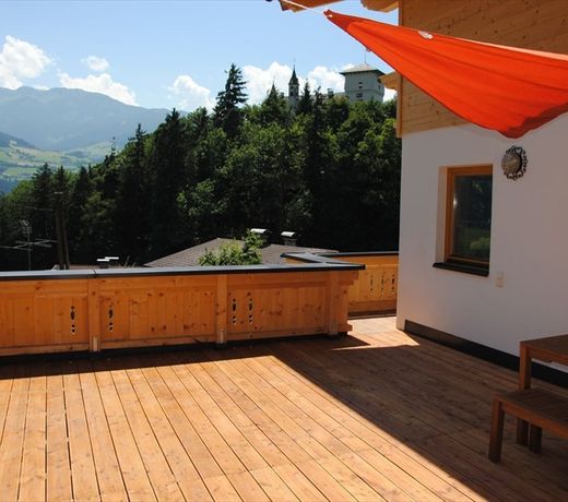 Ferienhaus Chalet Schlossblick Tirol