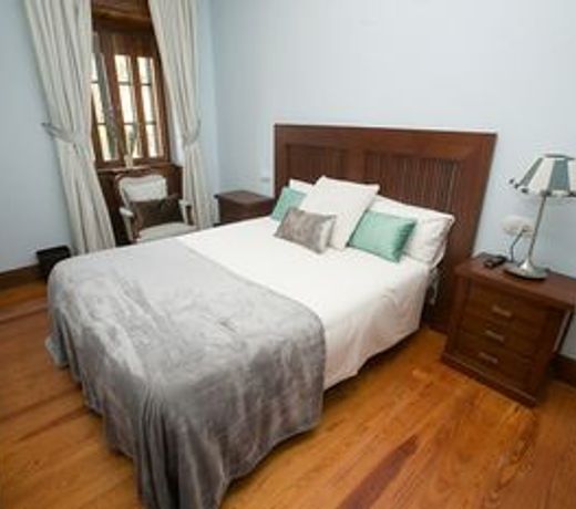 Casa Lois
