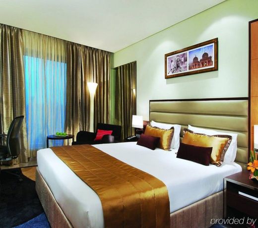 Vivanta Hyderabad, Begumpet
