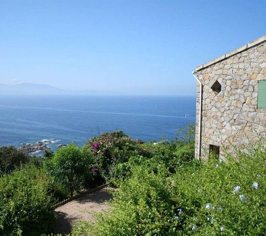 Residence Roc E Mare CargÃ¨se