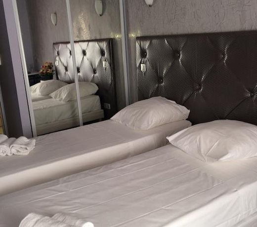 Arcotel Cannes a 4 minutes du Palais des Festivals