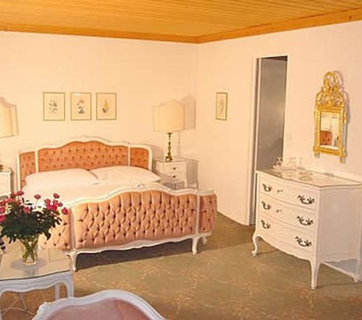 ROYAL PARK HOTEL