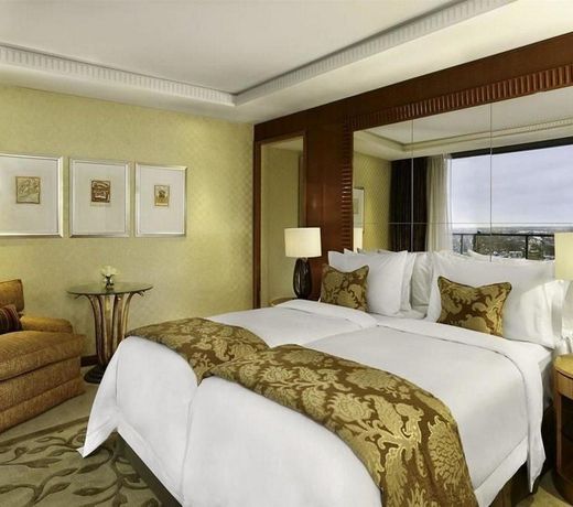 The Park Tower Knightsbridge, a Luxury Collection Hotel, London