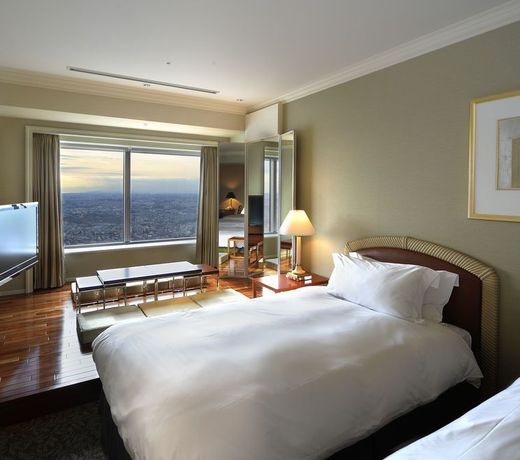 Yokohama Royal Park Hotel