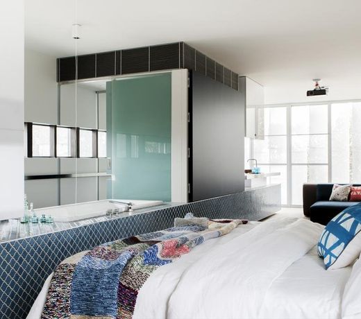 Drift House