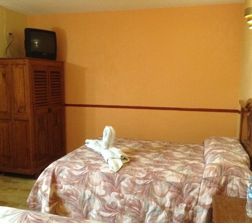 Hotel Real del Valle