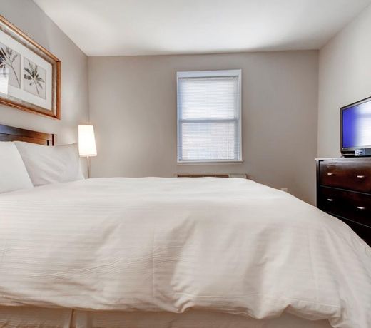 Global Luxury Suites at Monroe
