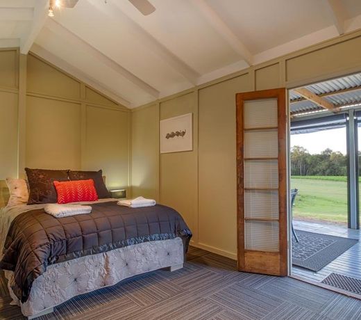 Windfall Vineyard Cottage