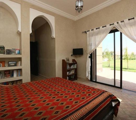 RIAD FASKA   OLIVERAIE DU SOLEIL