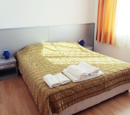 Nushev Hotel