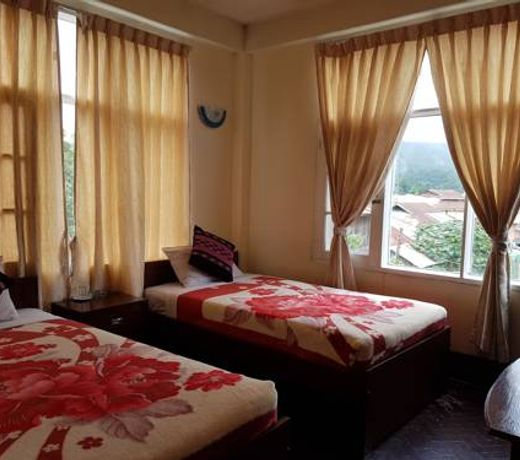 New Shine Hotel