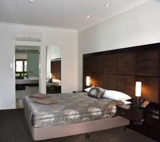 Western Downs Motor Inn