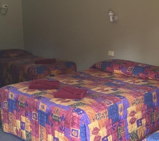 Wagon Wheel Motel & Units