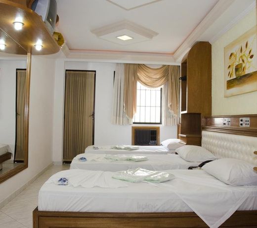 Omega Palace Hotel