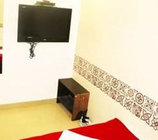 OYO 49867 Hotel Kalpana Residency